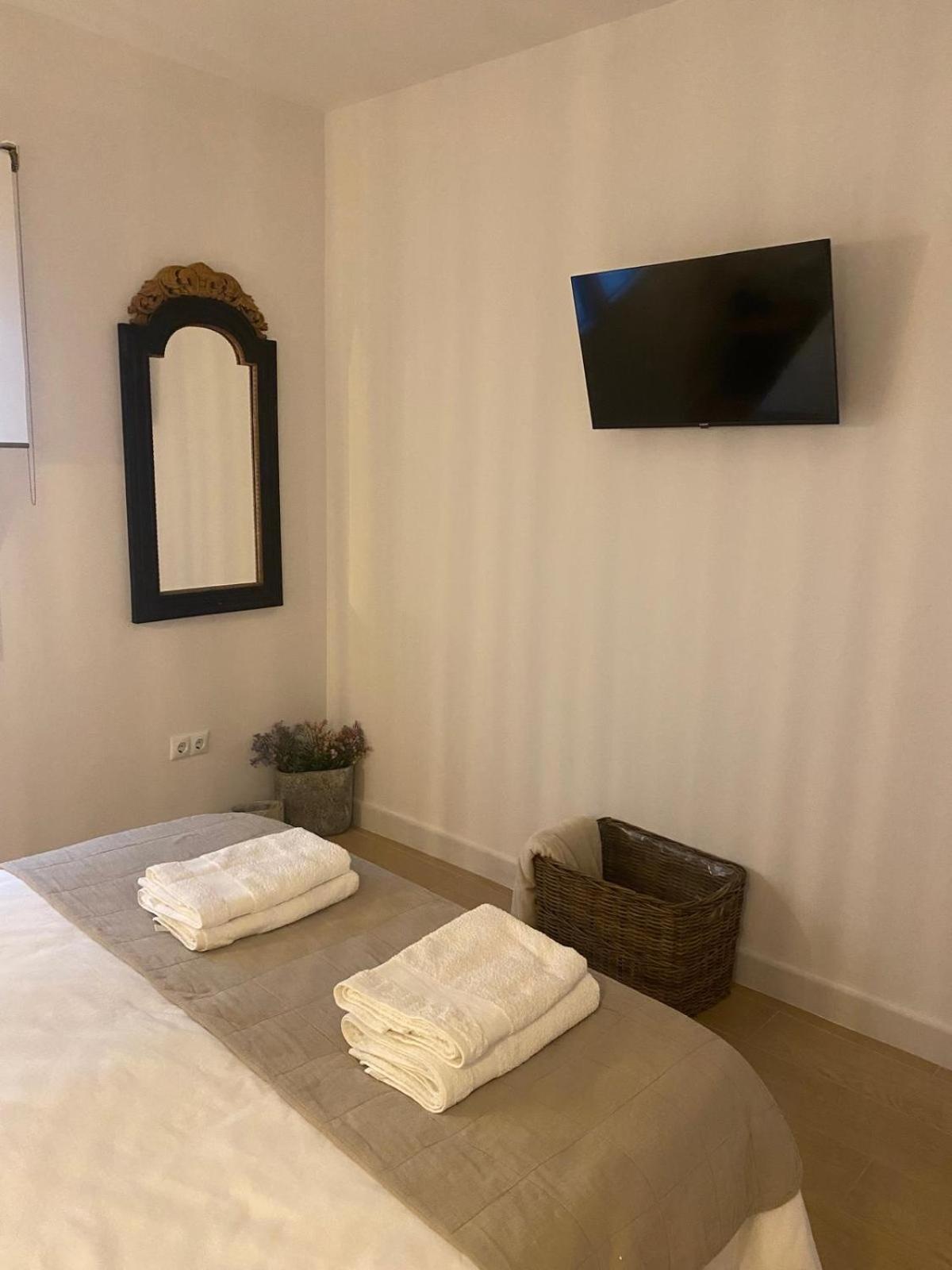 Apartamentos La Higuera 2 ロタ エクステリア 写真